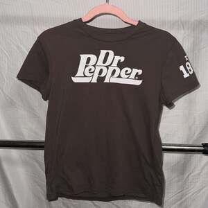 Dr Pepper Classic Logo Distressed Graphic brown T-Shirt